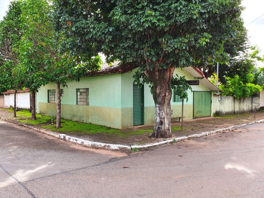 Bungalow-style house exterior typical of Brentwood's older housing stock